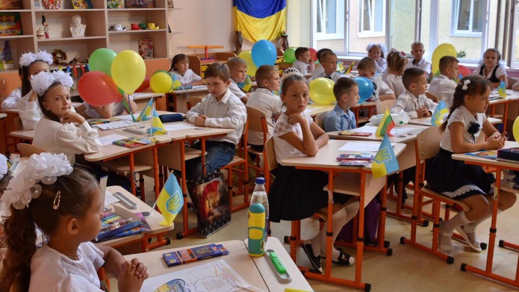 Украинские школы обязаны придерживаться норм нового правописания